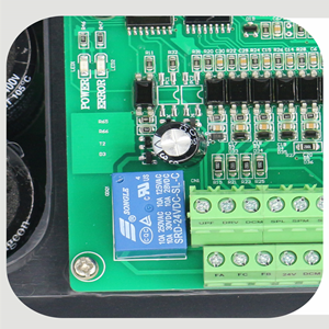 Εναλλακτικός μετατροπέας σειράς VFD HY HY04D023B 4kw 400hz εισροή μονοφασική έξοδος 3 φάση 220v 5